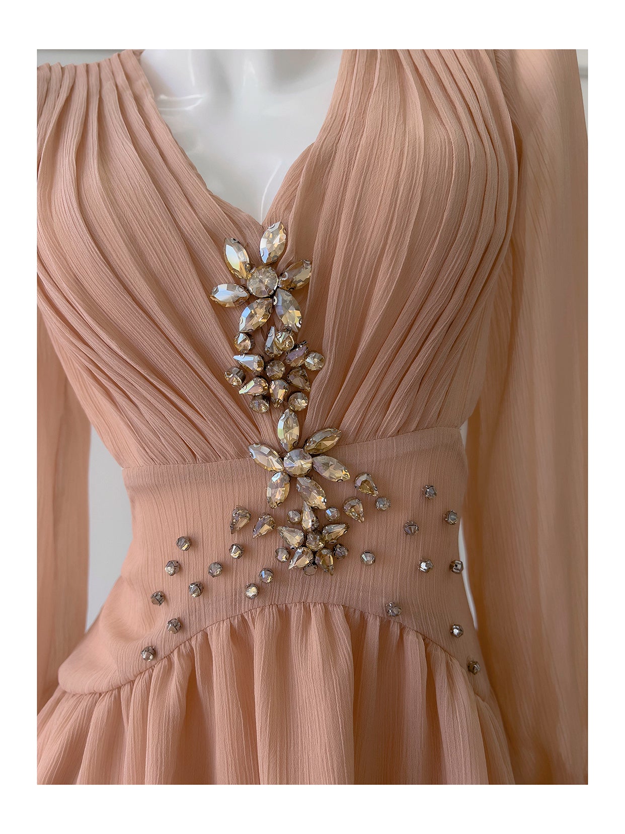 NiceVestidos-Homecoming Dress Floral Champagne Chiffon Gentle And Elegant Short Dress Party Dress nv5553