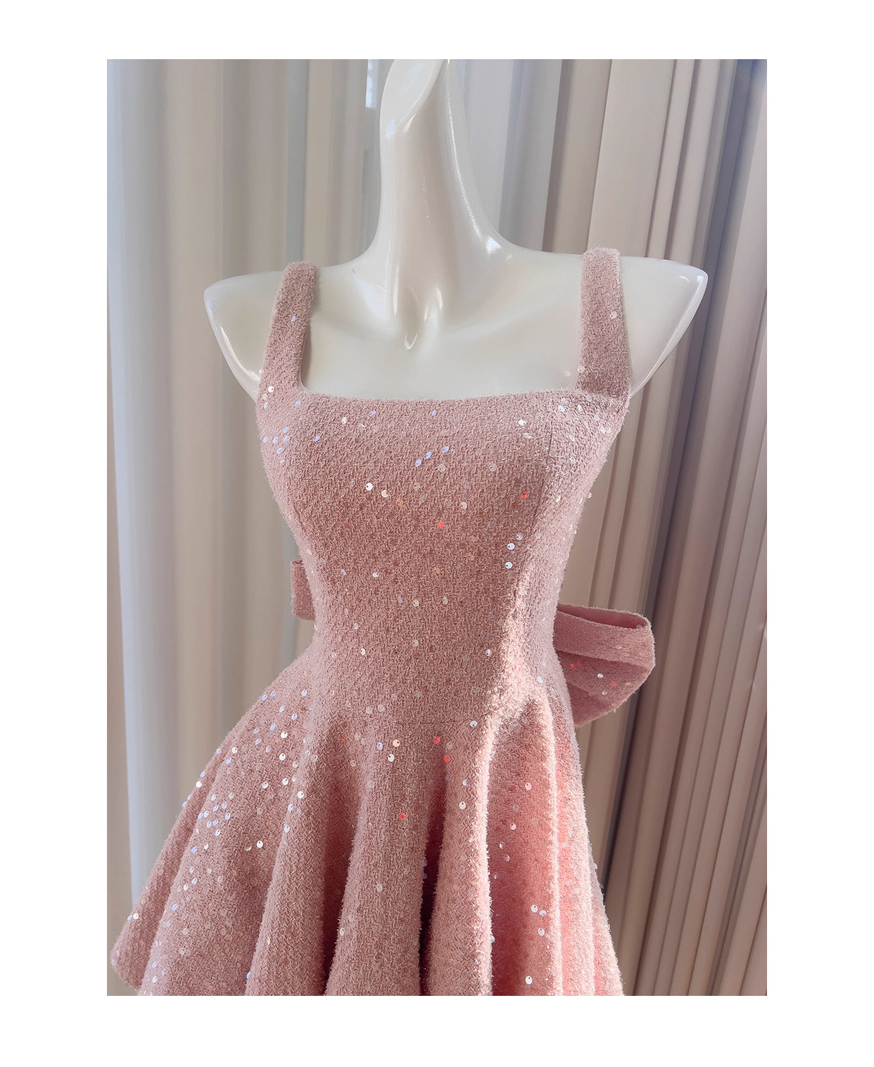 NiceVestidos-Short Homecoming Dress Pink Sequined Tweed Suspender Dress High-End Waist Slimming Bow Short Dress nv5544