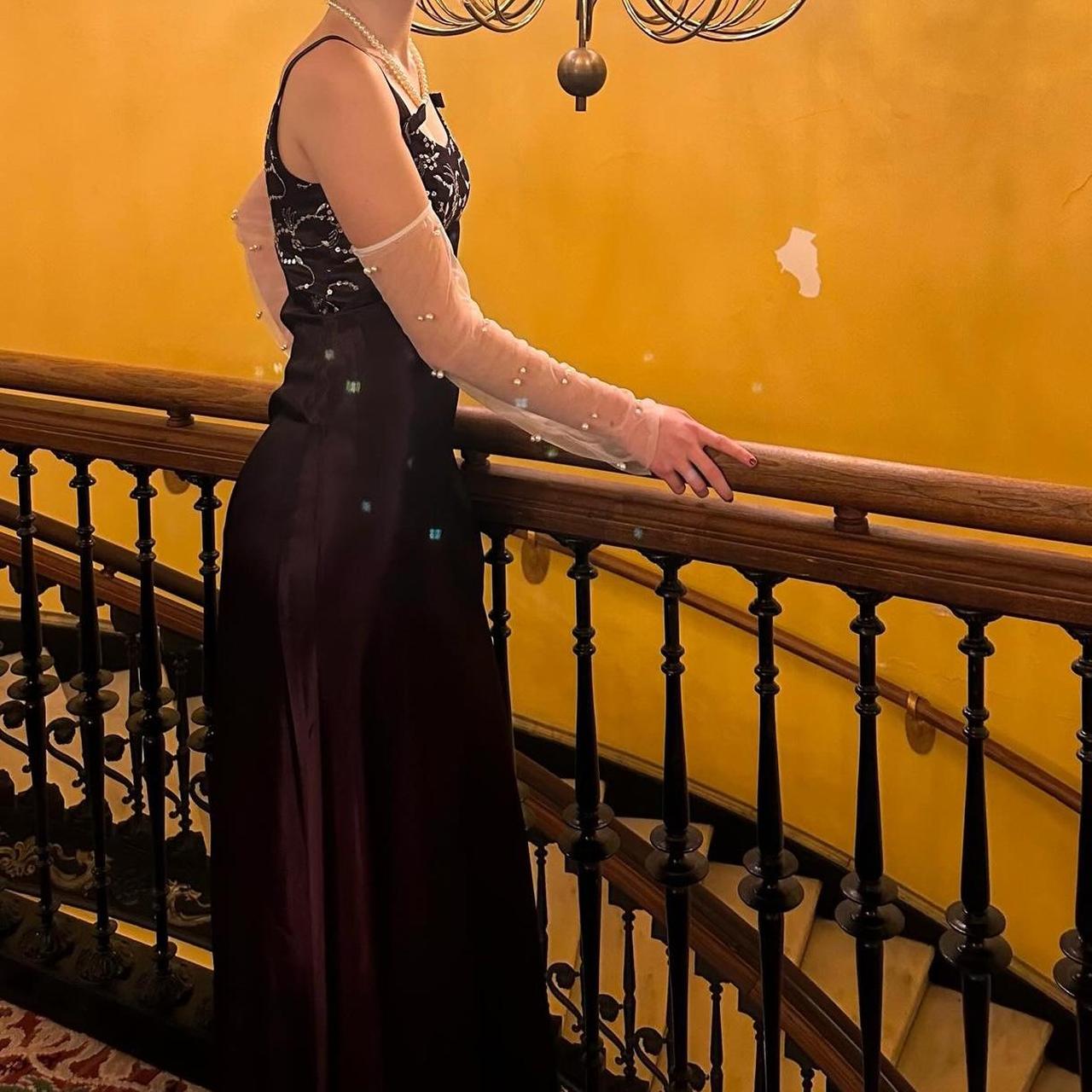 Robe de soirée longue en satin violet foncé à bretelles spaghetti et perles pour femme, tenue de bal, de soirée, nv3745