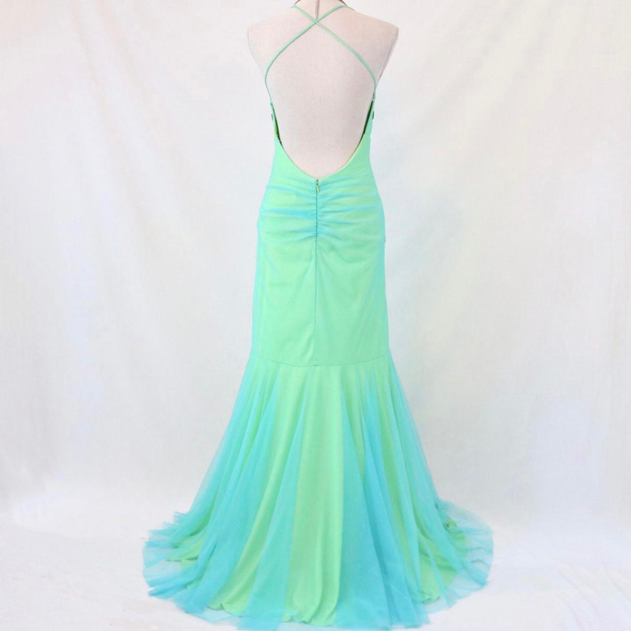 Robe de bal sirène longue en tulle vert vintage unique et perlée nv4988