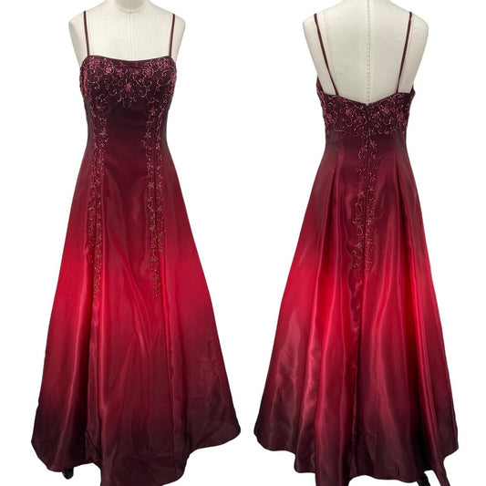 NiceVestidos-Burgundy Gradient Satin and Sequin Paneled Sleeveless Floor-Length Gown NV6177