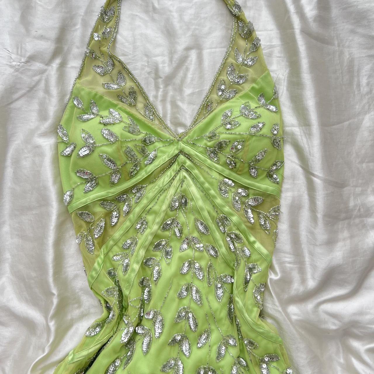 Grünes, langes Chiffon-Ballkleid mit Perlen und Blumenmuster, nv5193