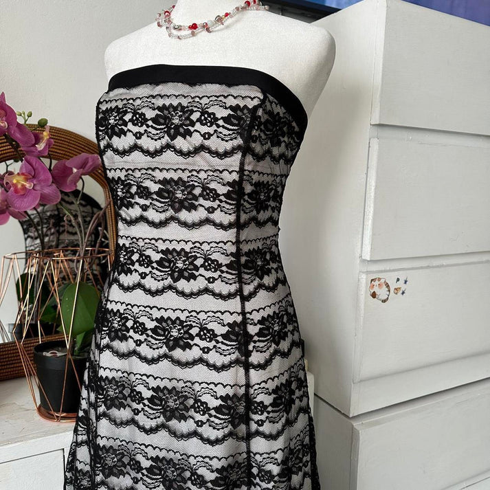 Black Nude Vintage Elegant Layered Lace Long Off Shoulder Bustier Lace Ball Gown Evening Gown Party Dress Prom Gown nv4248