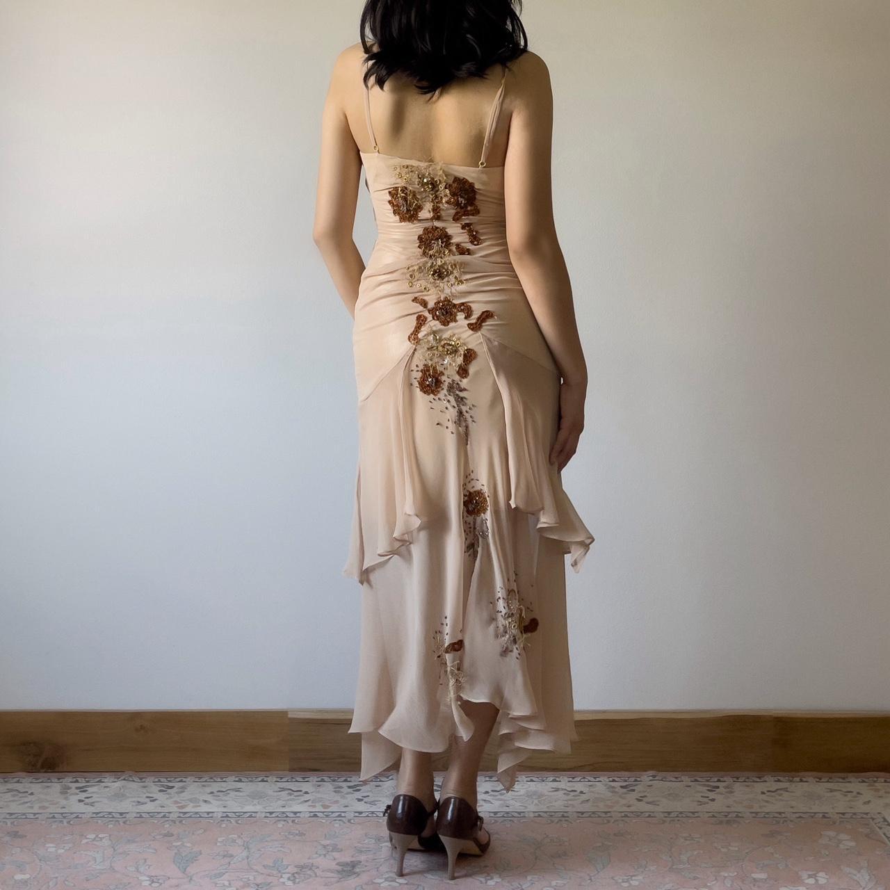 Robe de bal romantique en mousseline de soie marron clair ornée de perles à la main nv5363