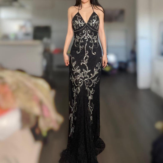 Schwarzes atemberaubendes Vintage-Mode-Kleid mit exquisitem Perlen- und geometrischem Muster, Neckholder, langes Chiffon-Tüll-Ballkleid, Abendkleid, Partykleid, NV3809