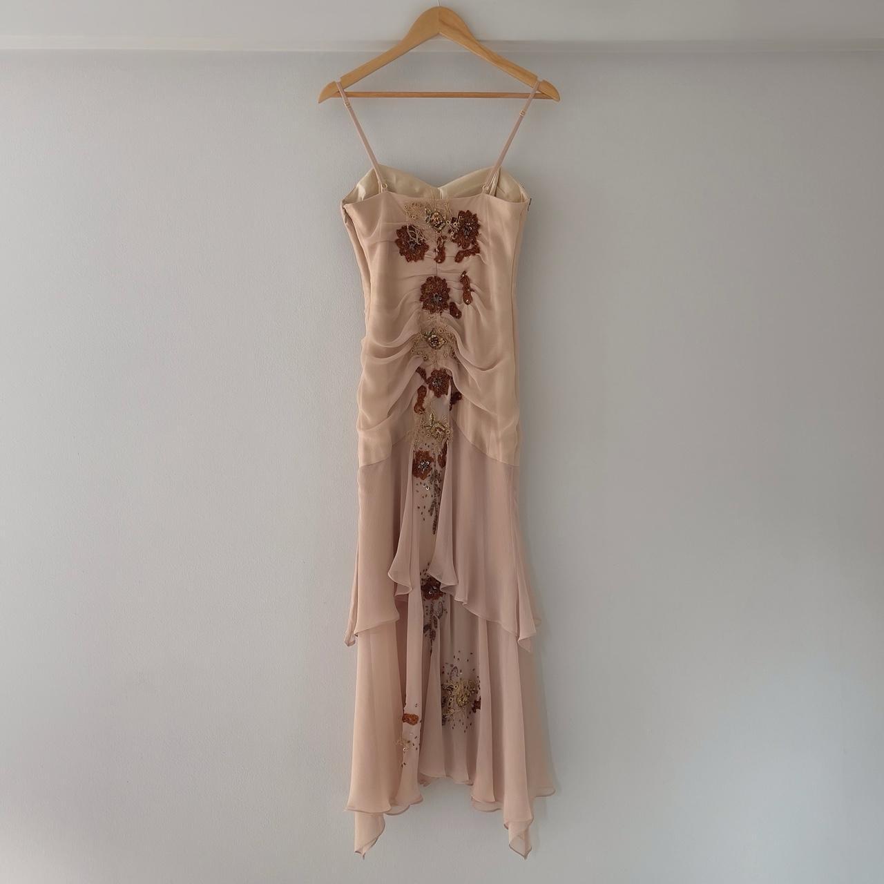 Robe de bal romantique en mousseline de soie marron clair ornée de perles à la main nv5363