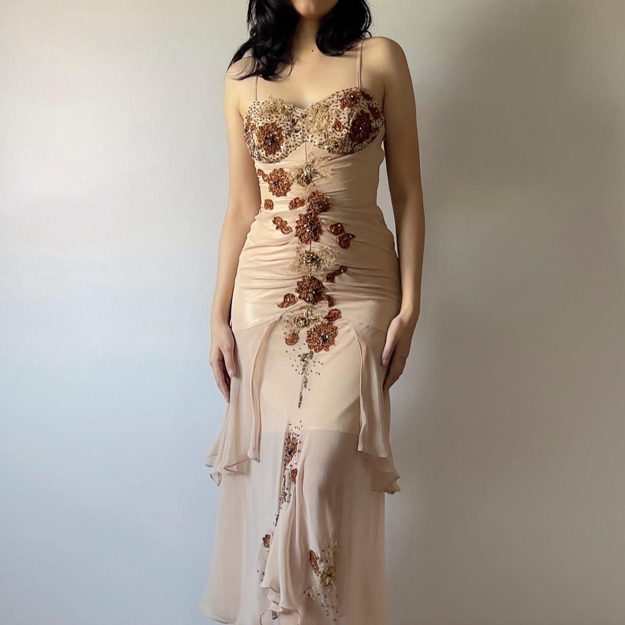 Robe de bal romantique en mousseline de soie marron clair ornée de perles à la main nv5363