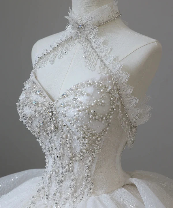 Elegantes weißes, exquisites, perlenbesetztes, langes Tüll-Spaghettiträger-Ballkleid, Hochzeitskleid NV5318