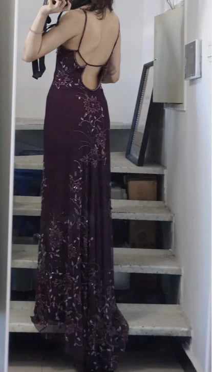 NiceVestidos – Ballkleid im Highlight-Stil, dunkelviolett, mit Perlenstickerei, Spaghettiträgern und extralang, NV5799