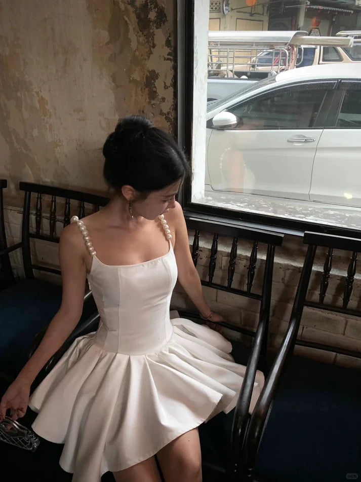 Weißes, modisches Perlen-Elegantes, kurzes Satin-Heimkehrkleid, Ballkleid, Partykleid, nv4807