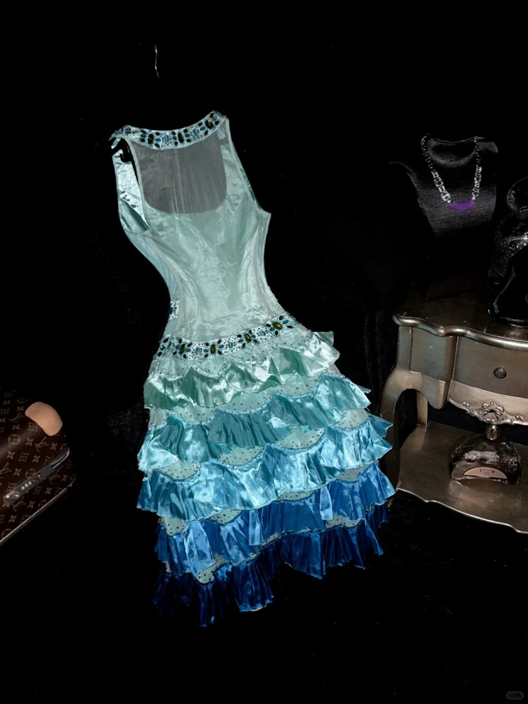 Blaues wunderschönes, modisches Homecoming-Kleid, kurzes Satin-Ballkleid, Partykleid, NV4311