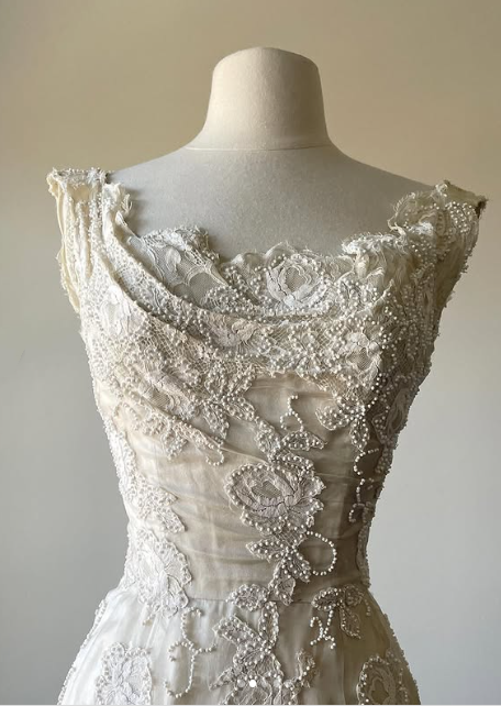 Ivory White Elegant Fashion Exquisite Beading Long Lace Ball Gown Evening Dress Party Dress nv3635