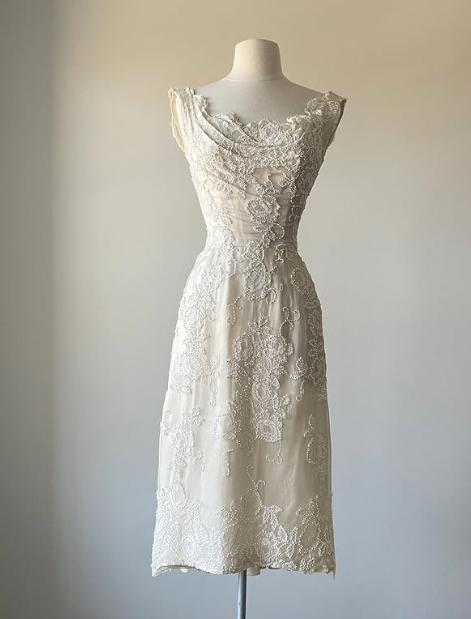 Ivory White Elegant Fashion Exquisite Beading Long Lace Ball Gown Evening Dress Party Dress nv3635