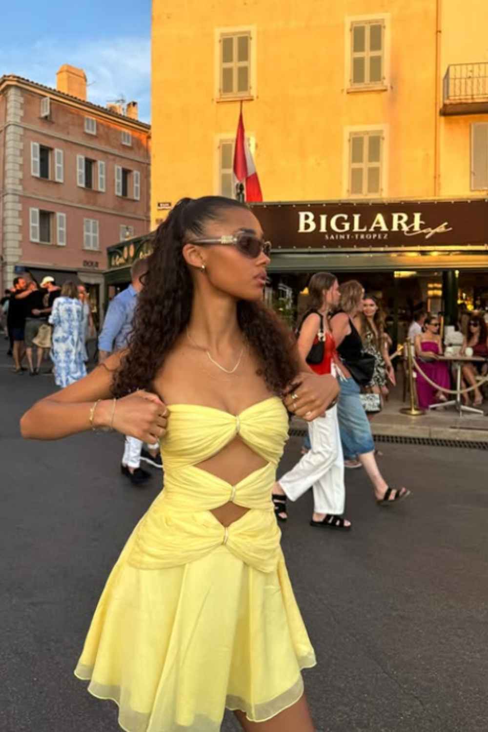 Yellow Fashion Bare Waist Chiffon Short Homecoming Dress Party Dress nv4914