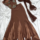 Robe de soirée longue en satin à fleurs et perles, couleur marron chocolat soyeux, vintage, nv5136