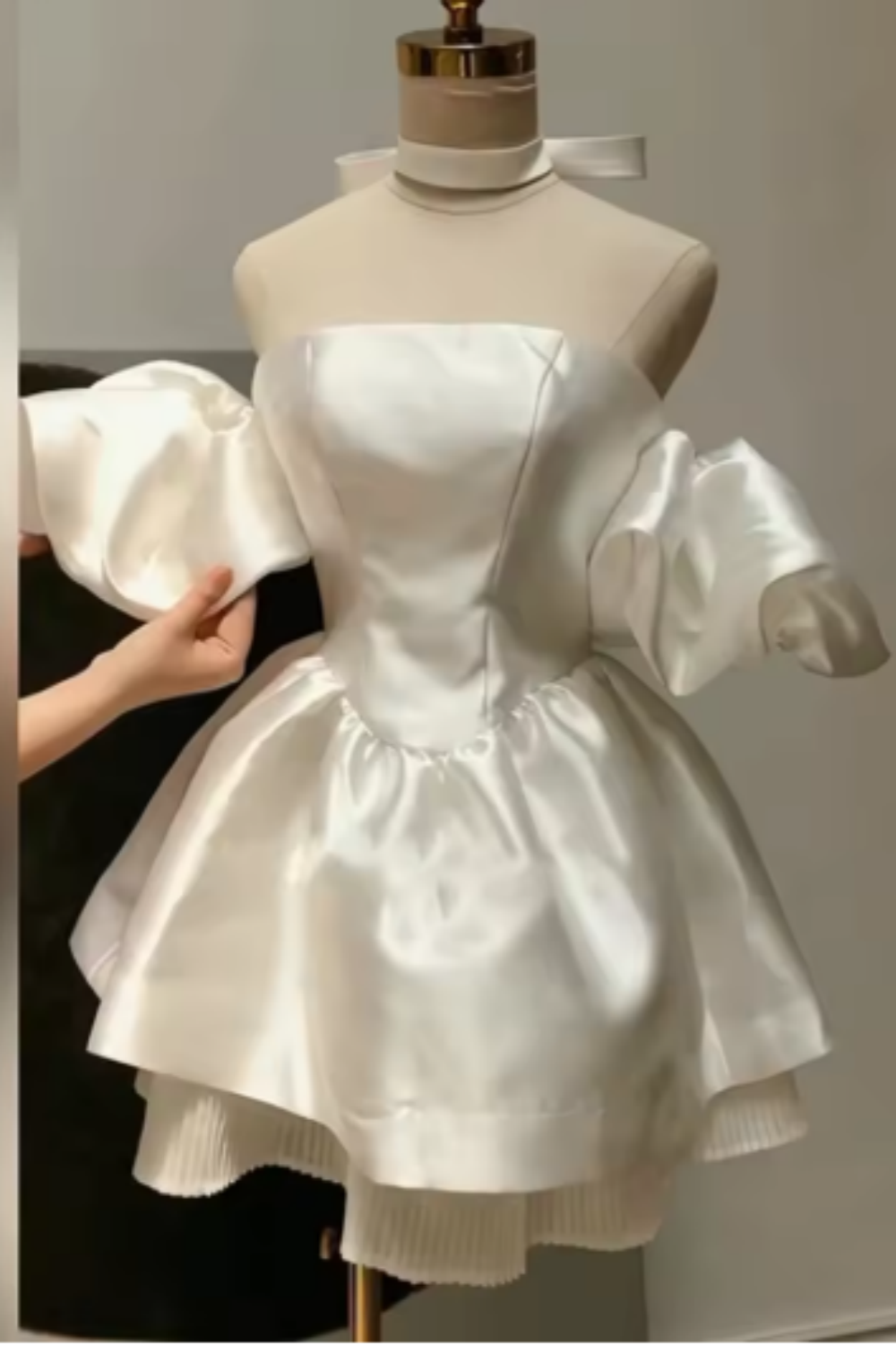 White Fashion Off-the-shoulder Short Satin Homecoming Dress Birthday Party Dress nv5290