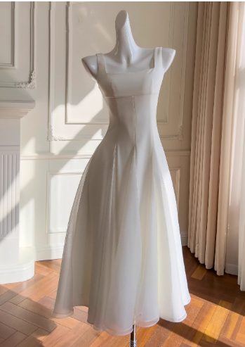 NiceVestidos-Short Homecoming Dress, Simple Waist Long White Dress, New Summer Style, Sexy Suspenders, Big Swing, Slimming Dress nv5546