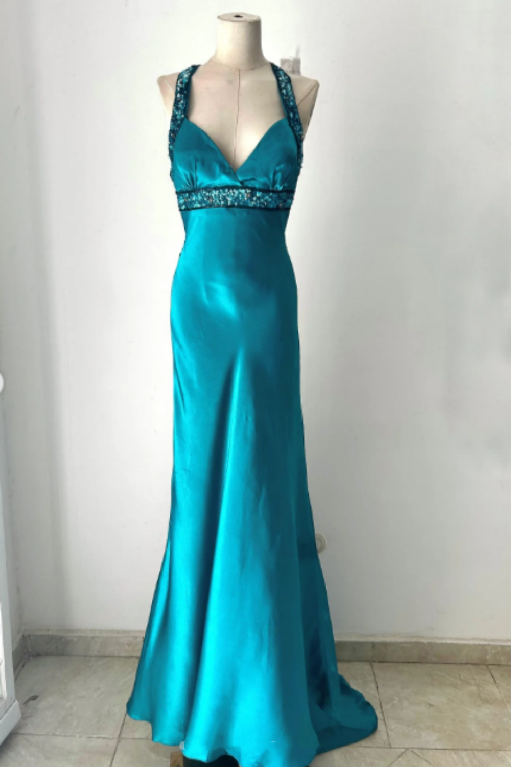 NiceVestidos--(Including Scarf) Blue-green exquisite hand-beaded long satin floor-length prom dress evening dress banquet dress Nv5578