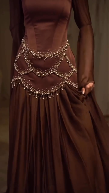 Retro Luxury Style Dark Brown Satin Beaded Square-Neck Long-Sleeve Gown - Elegant Dress for Dinner & Red Carpet NV6381