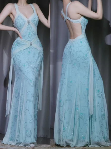 NiceVestidos – Vintage-Abendkleid, exquisit blau, elegant und mit Perlen besetzt. NV5983
