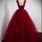 Robe de soirée longue en tulle rouge à épaules dénudées et à lacets avec appliques en perles et cœur nv1903