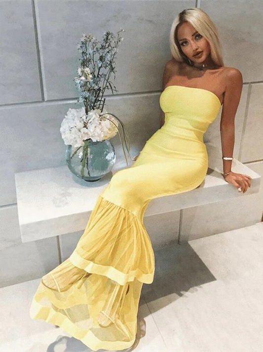 Robe de bal fourreau jaune sans bretelles avec jupe transparente nv1270