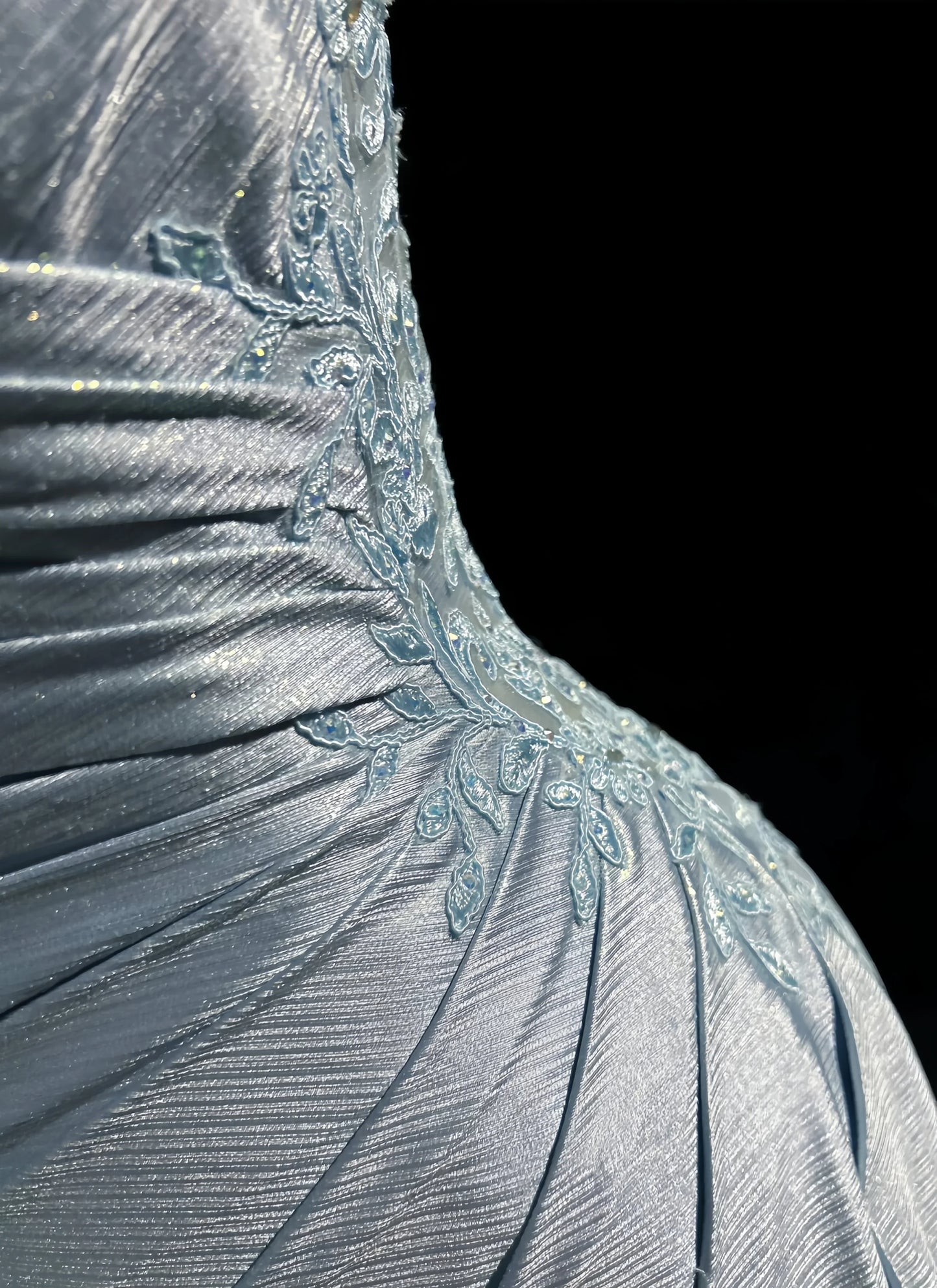 Blue ball gown elegant spaghetti straps ball gown pleated sweetheart neckline sexy backless fishtail celebrity party evening dress nv4153