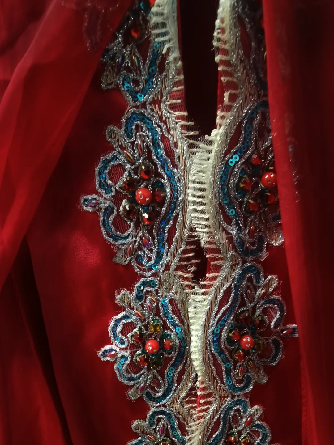 Rotes wunderschönes Retro-elegantes Mode-Exquisite Edelsteinperlen Ein-Schulter-langes bodenlanges Satin-Abendkleid-Abschlussballkleid-Abschlussballkleid nv3915