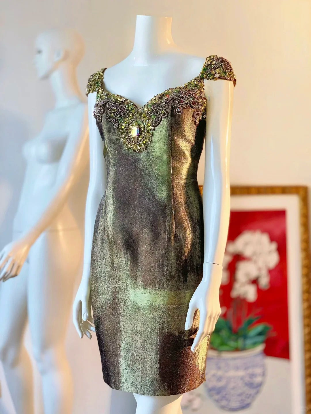 Robe de soirée courte en satin vert mousse avec perles, robe d'anniversaire nv5141