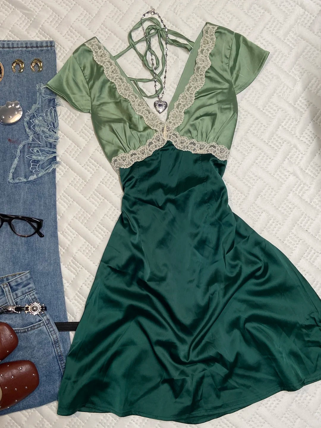 NiceVestidos--Short satin homecoming dress for girls green v-neck retro dress retro wear lace v-neck dress NV5659