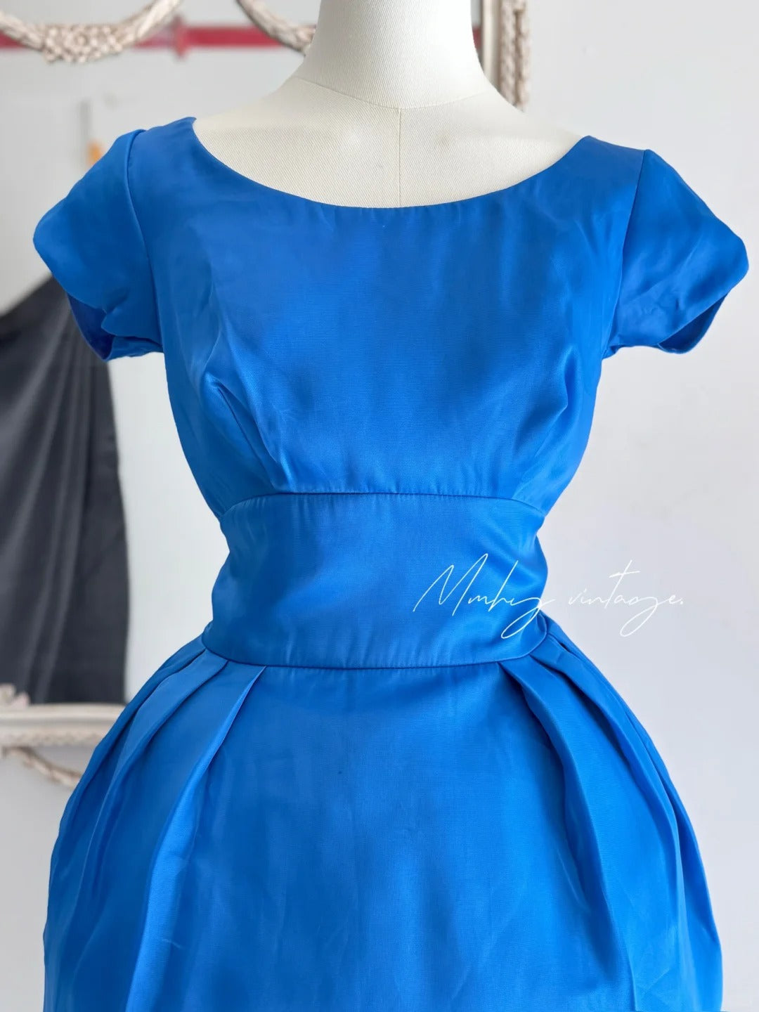 Klein blue retro fashion elegant flower bud floral embellishment exquisite waist very waist-revealing medium-length/short prom dress evening dress prom dress nv4085