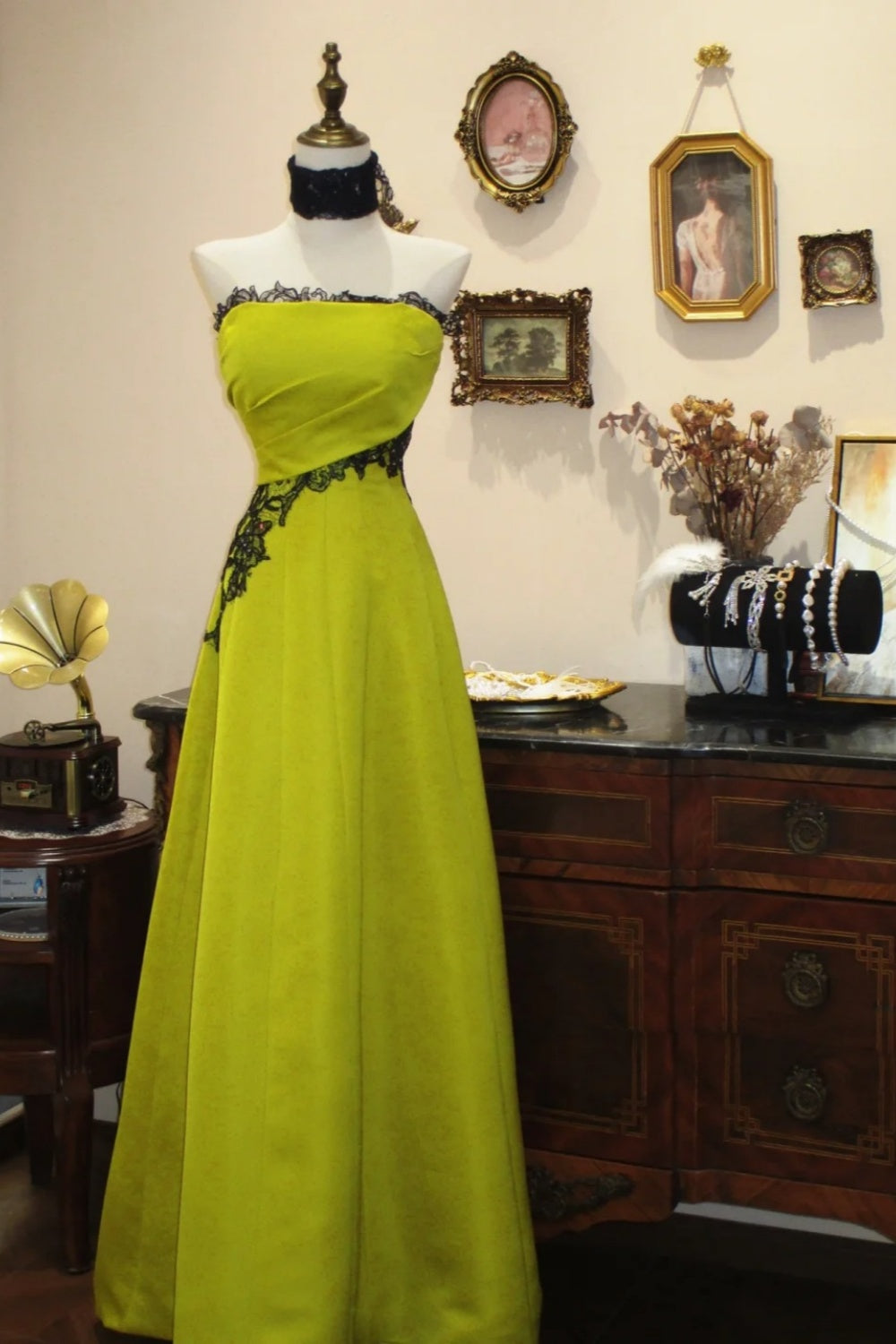 Bright Yellow Strapless Evening Dress with Black Lace Detail NV6548