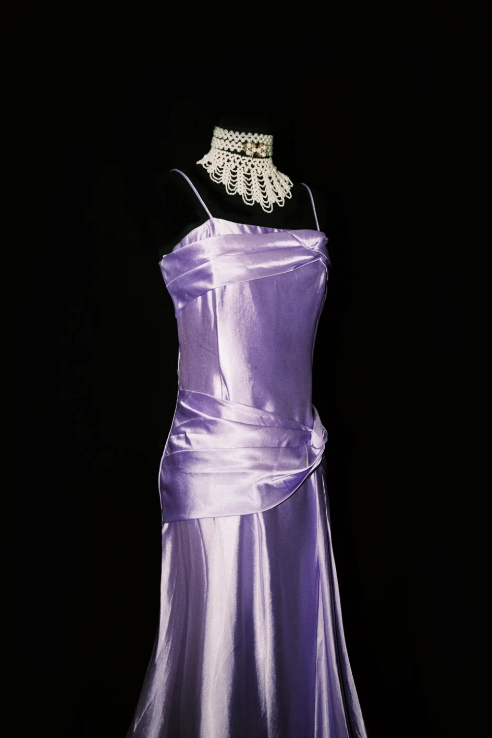 Vintage langes, elegantes Satinkleid in Lila NV6607