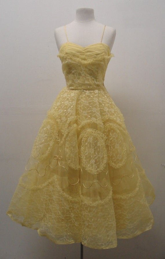 NiceVestidos-Yellow Lace Short/Mid-Length Formal Homecoming Dress Hoco Dress nv5498