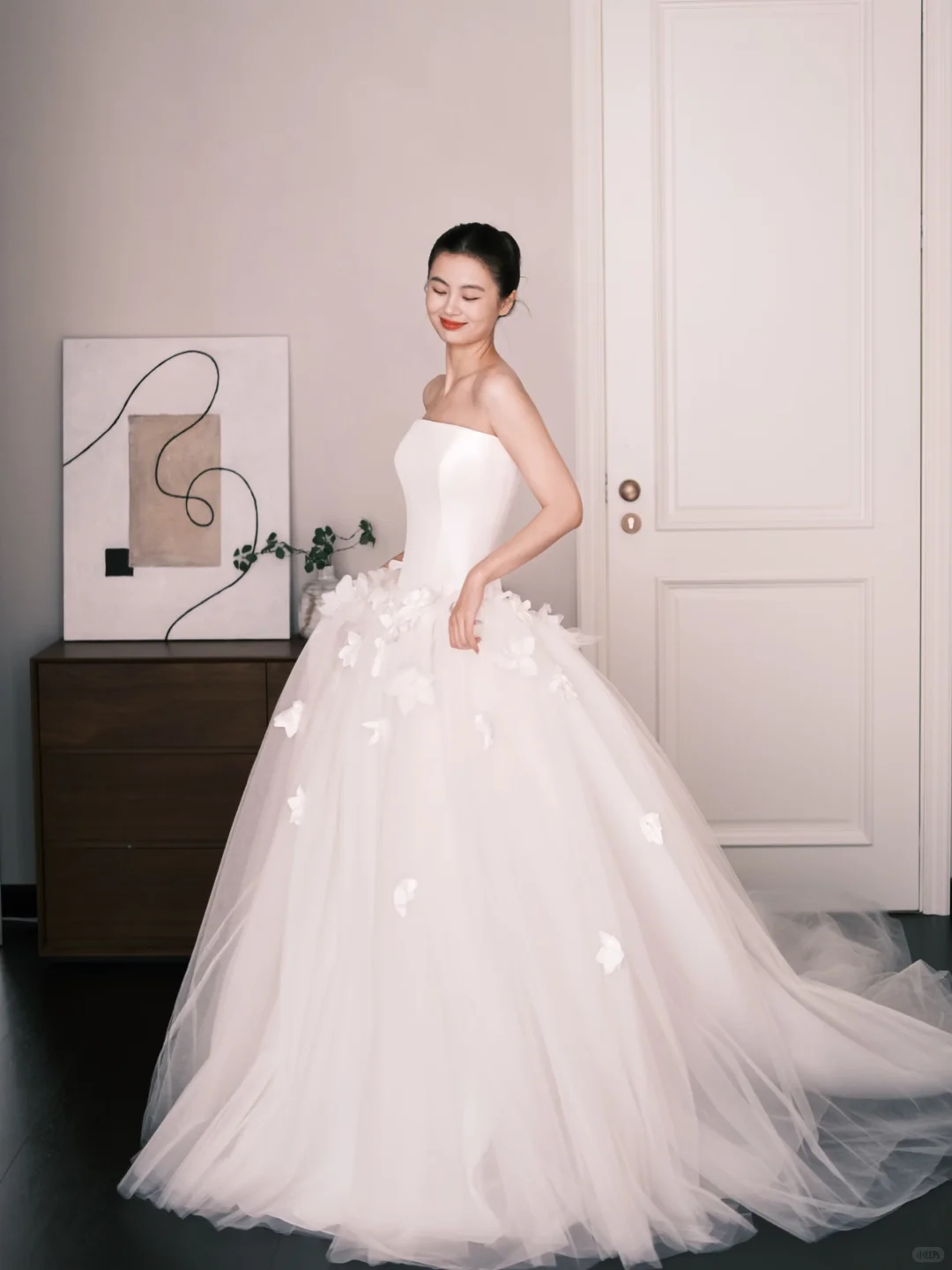 White Strapless 3D Floral Tulle Ball Gown Wedding Dress  NV7233