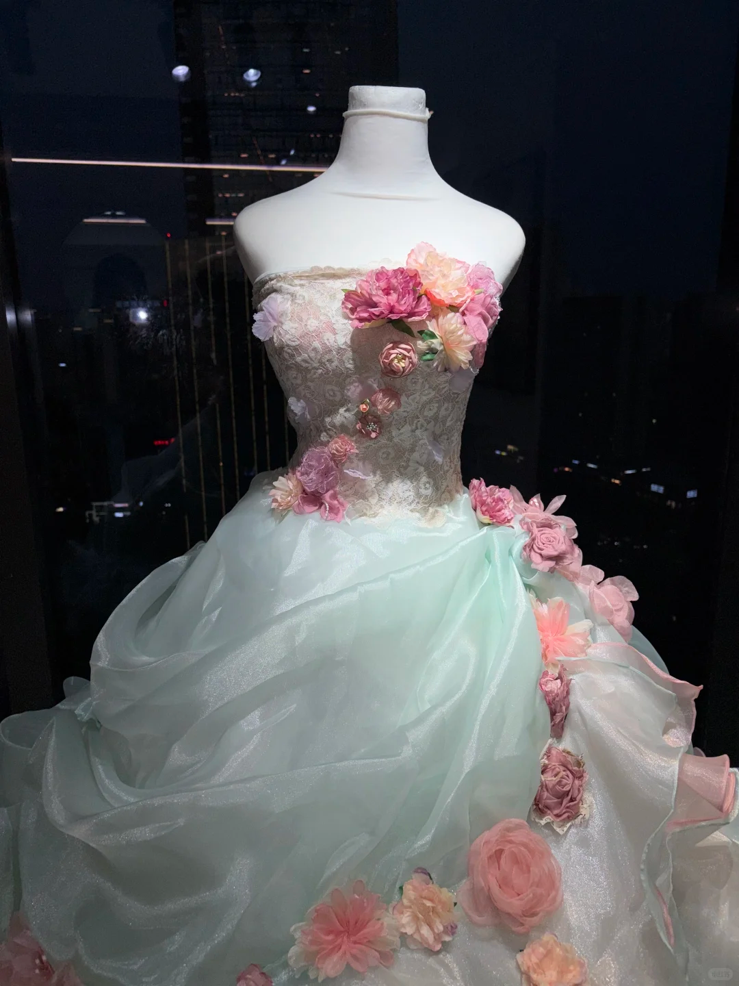 Mint Green Pink Ombre Strapless Princess Ball Gown Lace 3D Flowers Tiered Ruffle Organza Long Evening Gown  NV7008