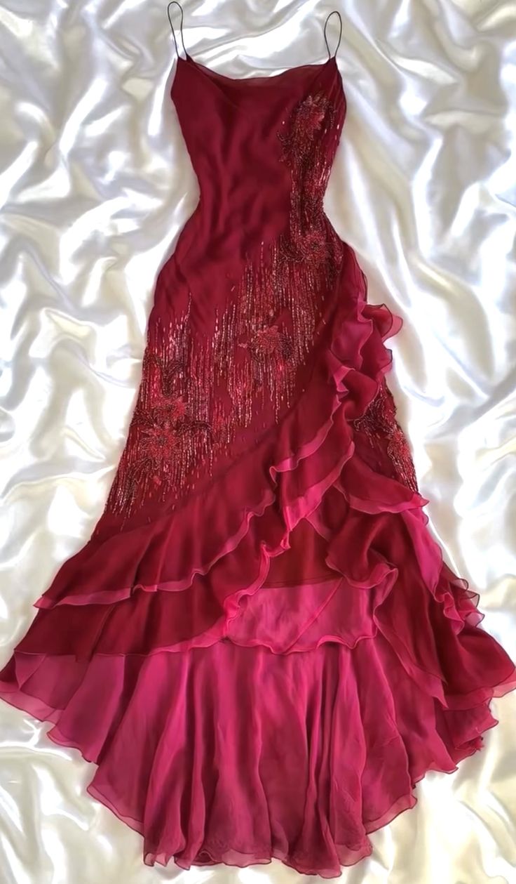 NiceVestidos-- velvet dress Fairy dress exquisite beaded red vintage dress, elegant dress, red outfit ideas #clothing #dress #red #vintage NV5677