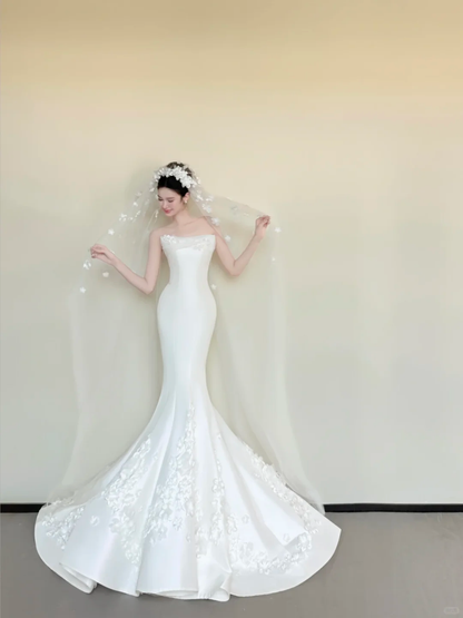 White Strapless Satin Mermaid Wedding Gown, 3D Flower Appliques Bridal Dress  NV7439