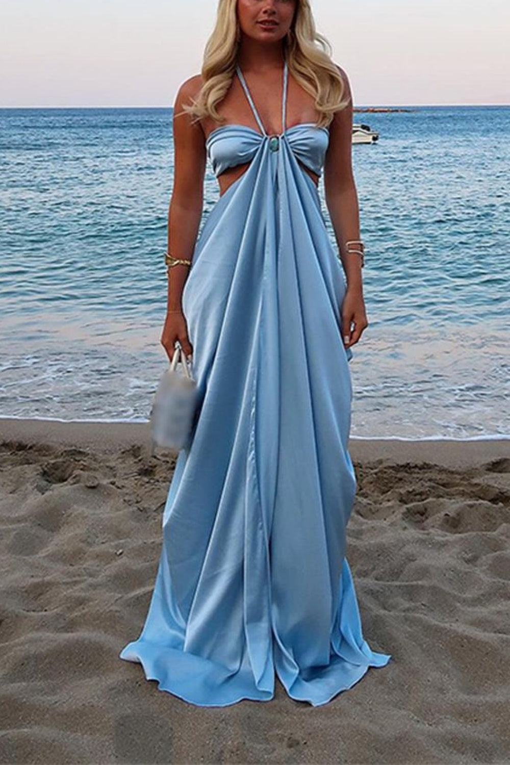 Modisches, elegantes, schulterfreies, langes Satin-Ballkleid mit Trägern in Blau, NV5215