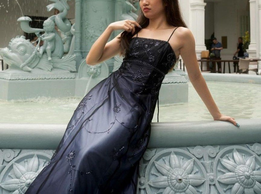 NiceVestidos – Langes, dunkles, exquisites Chiffon-Ballkleid mit Blumenmuster, Heimkehrkleid, Feenkleid, NV5585