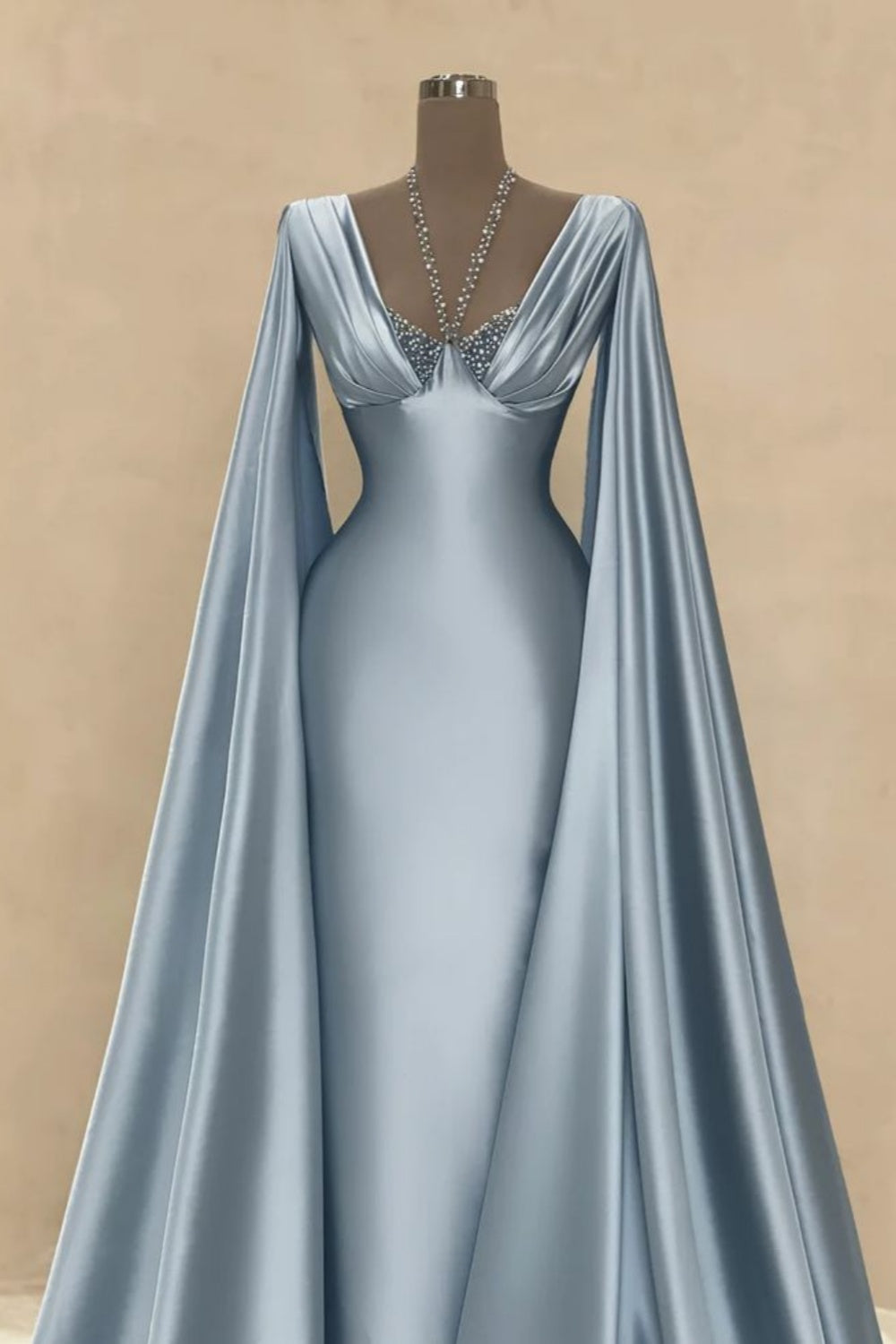 NiceVestidos-_ Long-Sleeved, Exquisitely Beaded, Glamorous Formal Prom Dress NV5956