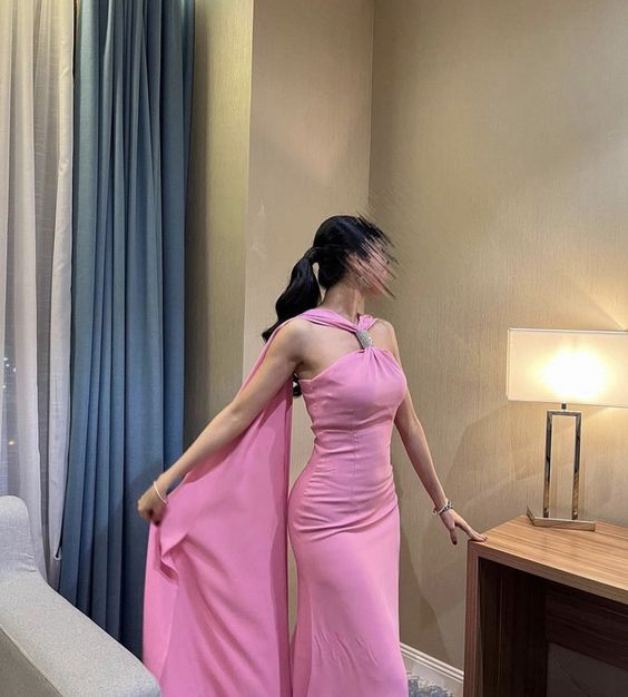 Robe de soirée longue rose simple et élégante avec bretelles et ruban nv2440