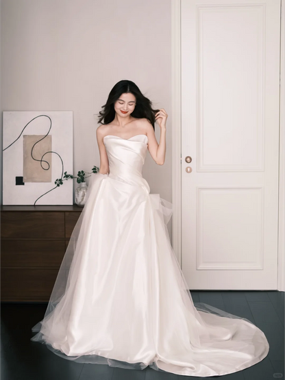 Sweetheart Strapless Satin A Line Wedding Dress Long Train Bridal Gown  NV7203