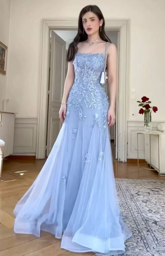 Robe de soirée longue élégante en tulle brodée de dentelle bleue nv2982