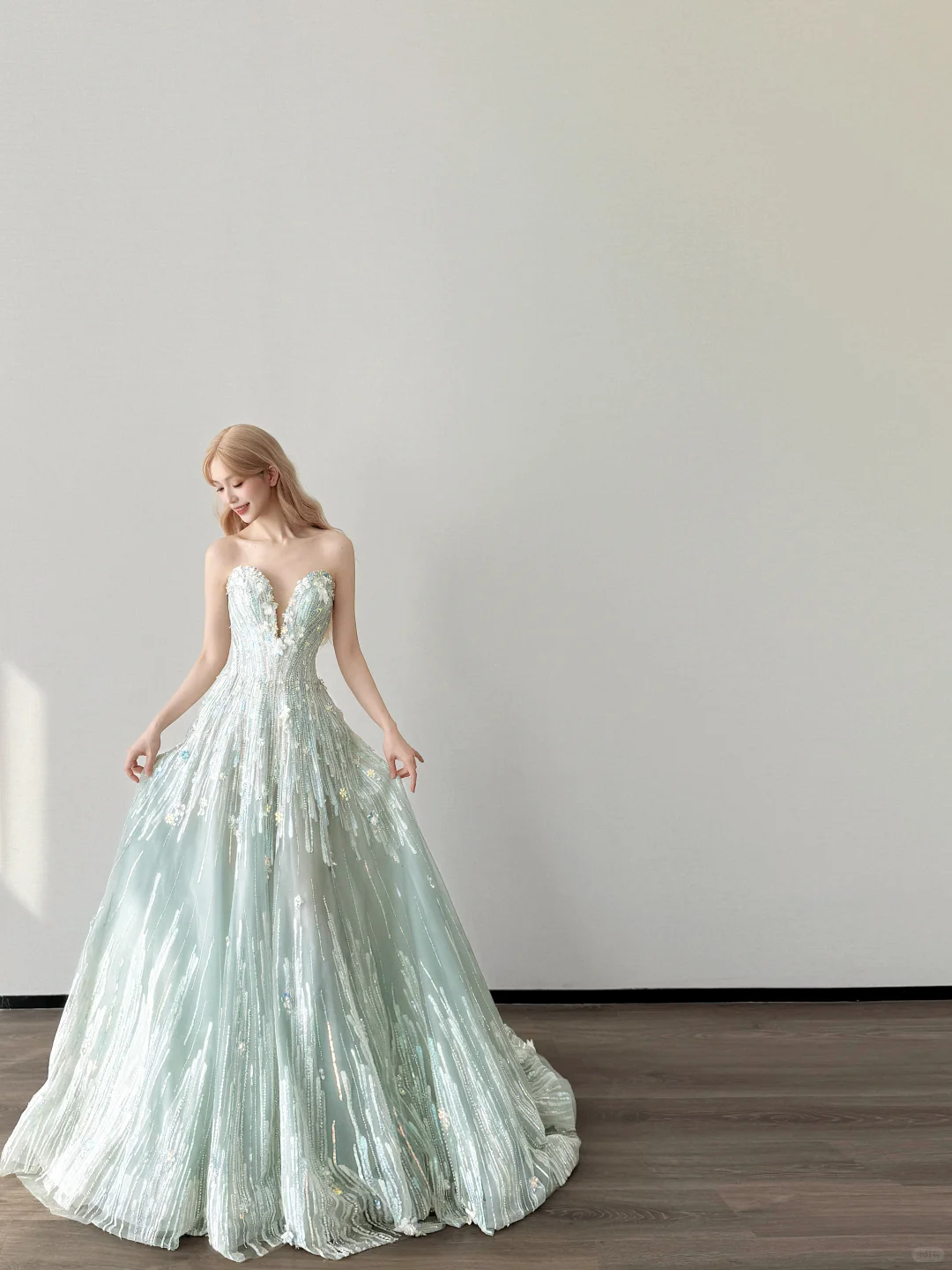 Mint Green Strapless Deep V Prom Gown Vertical Sequin Beading 3D Flower A Line Evening Dress  NV7154