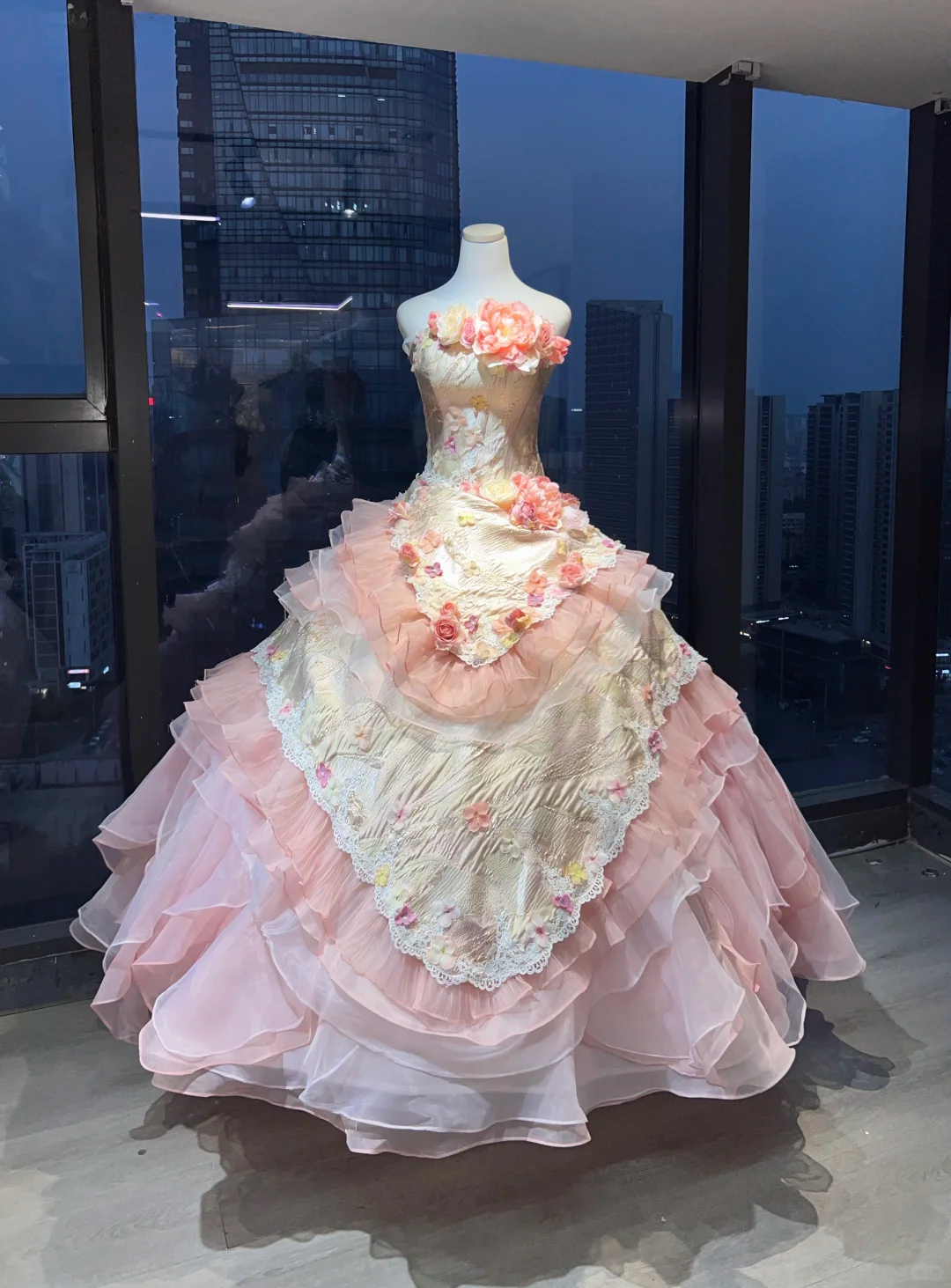 Strapless Pink Gold Vintage Ball Gown 3D Floral Lace Tiered Ruffle Tulle Prom Dress  NV7033