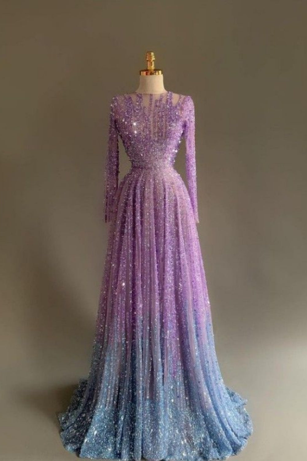 NiceVestidos – Luxuriöses und exquisites, perlenbesetztes Tüll-Abendkleid mit langen Ärmeln in Rosa und Lila NV6127
