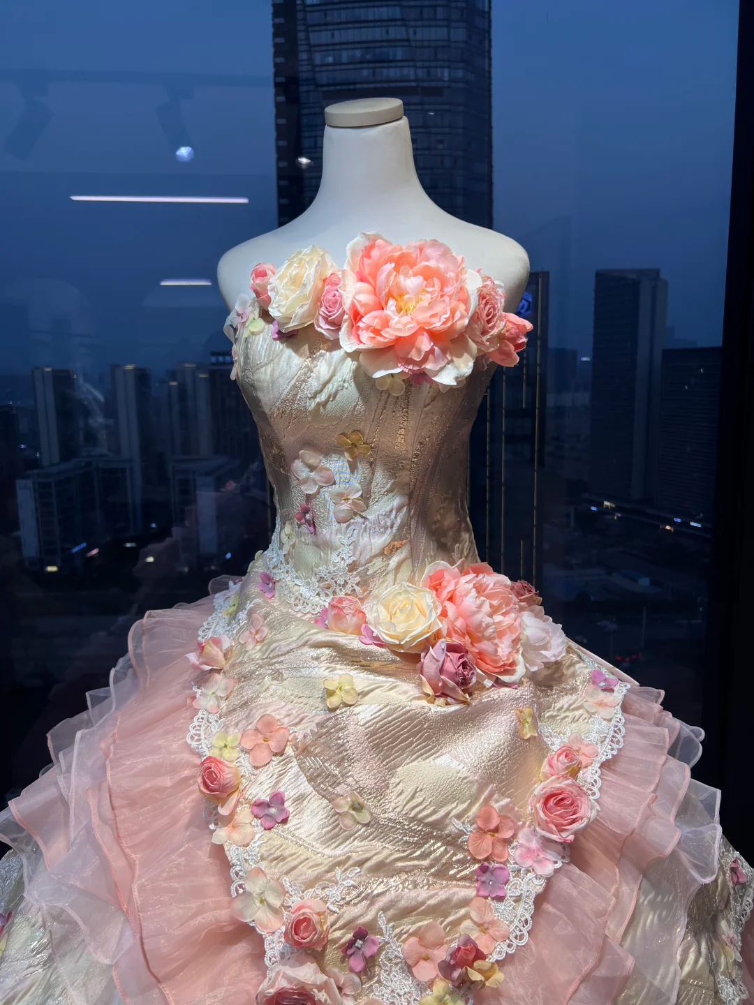 Strapless Pink Gold Vintage Ball Gown 3D Floral Lace Tiered Ruffle Tulle Prom Dress  NV7033