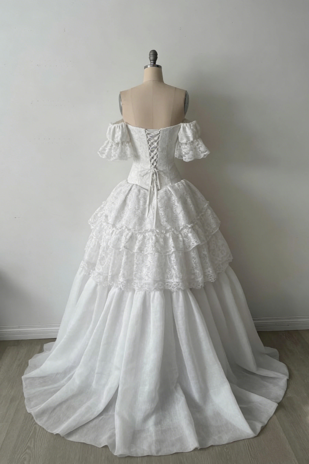 Weißes, kurzes, zartes Spitzenkleid, langes Brautkleid NV6689