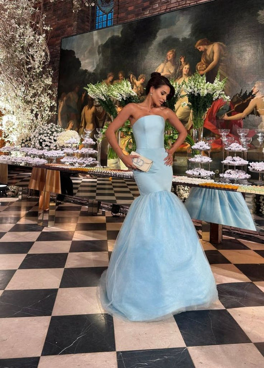 Blaues trägerloses, elegantes, langes Ballkleid aus Satintüll, NV2963